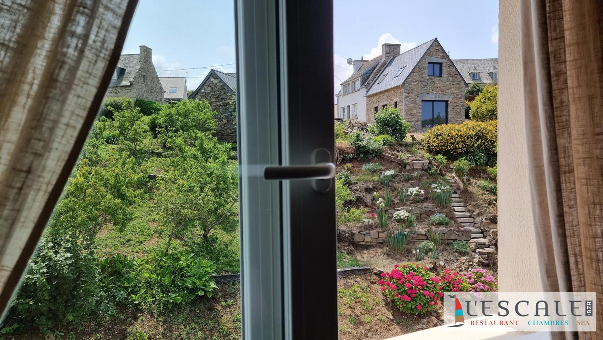 L'Escale Evel Er Ger Bed and Breakfast Locquirec Exteriör bild
