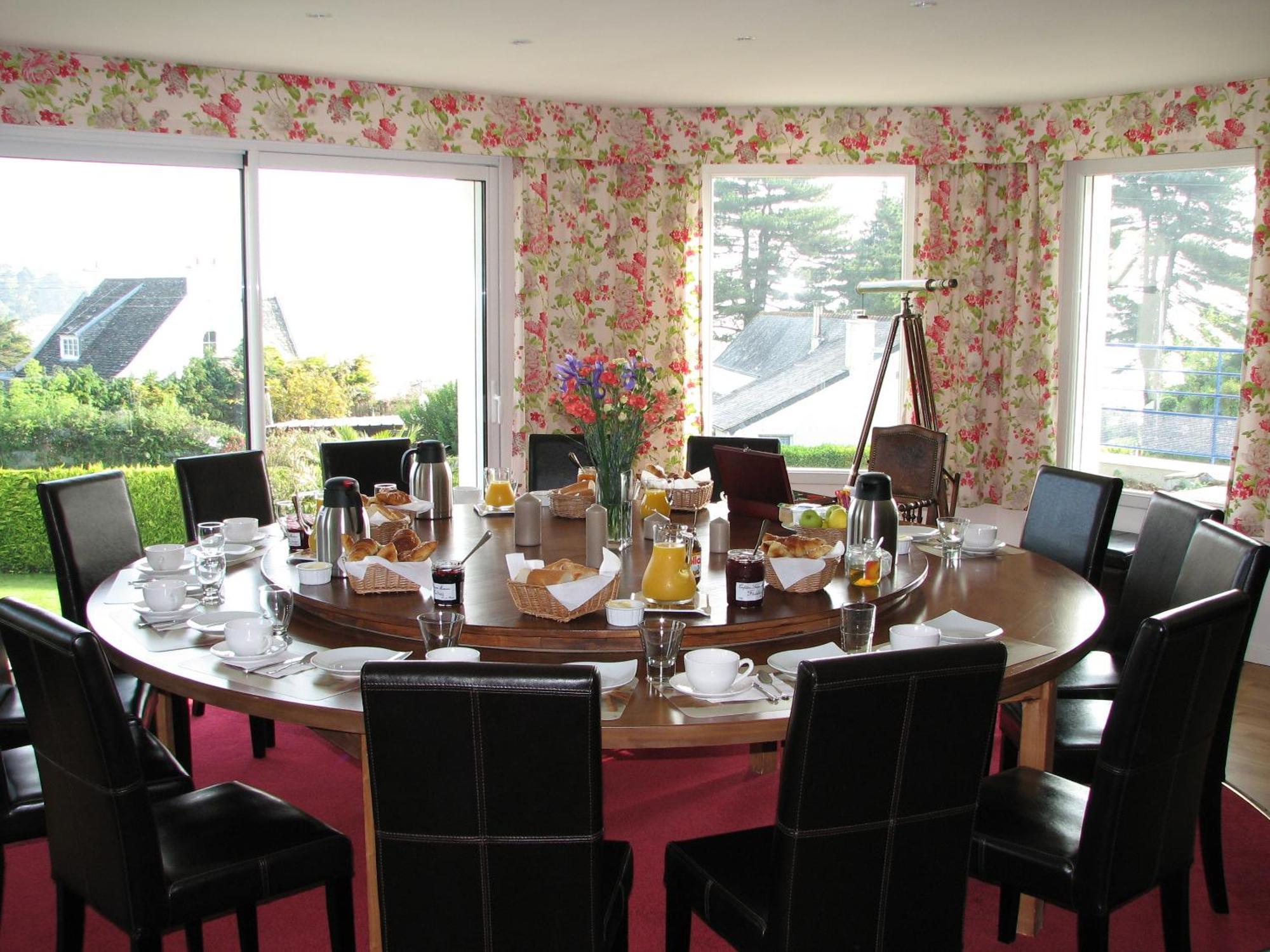 L'Escale Evel Er Ger Bed and Breakfast Locquirec Exteriör bild